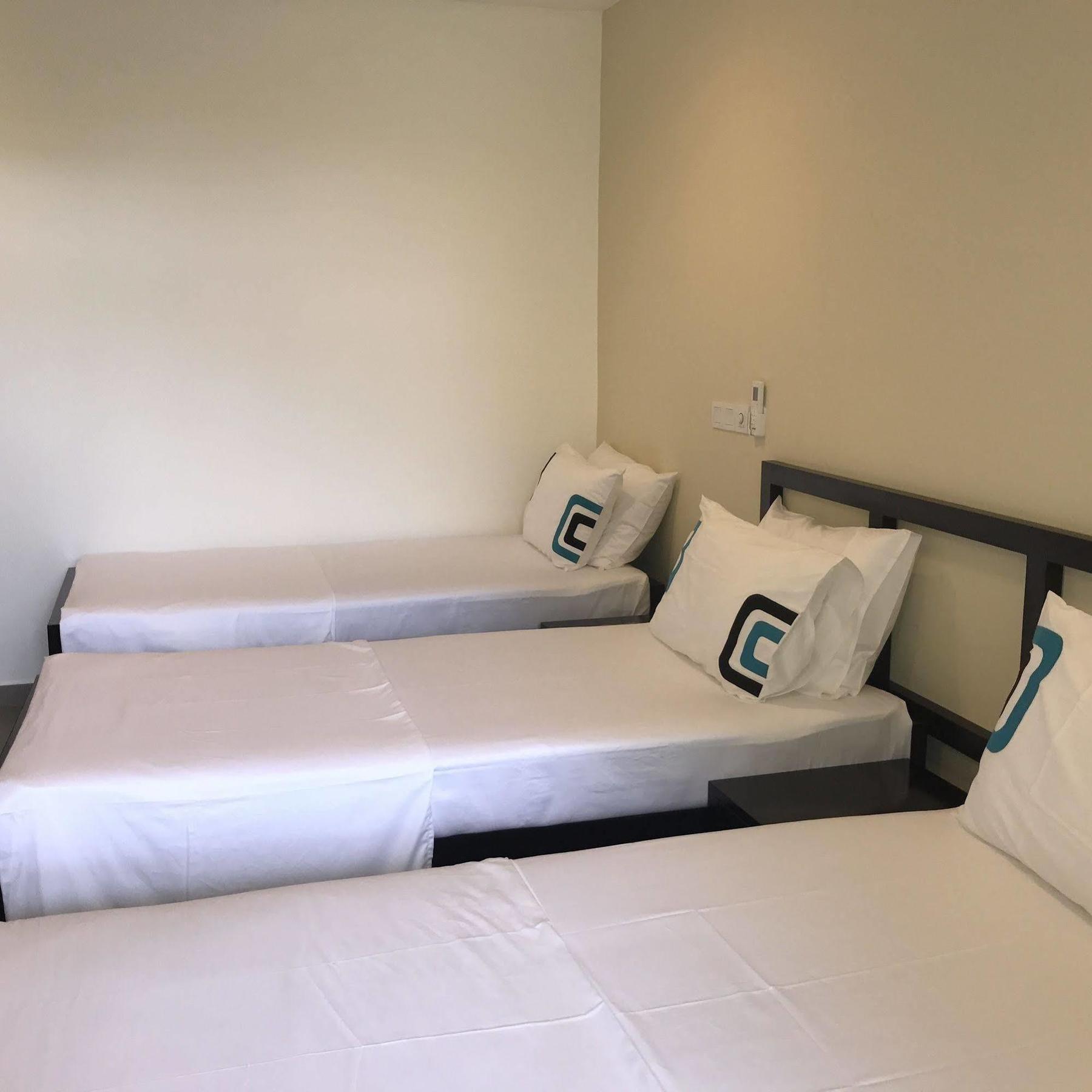 Saninro Hotel - Ragama Extérieur photo