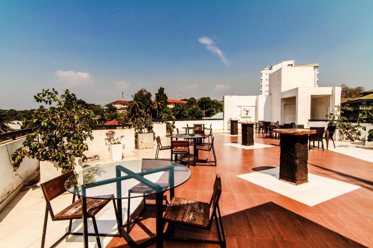 Saninro Hotel - Ragama Extérieur photo