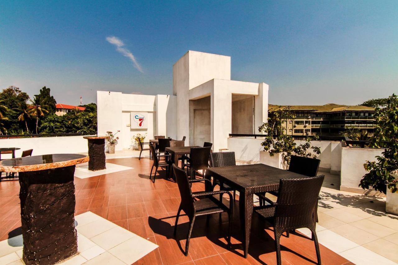 Saninro Hotel - Ragama Extérieur photo